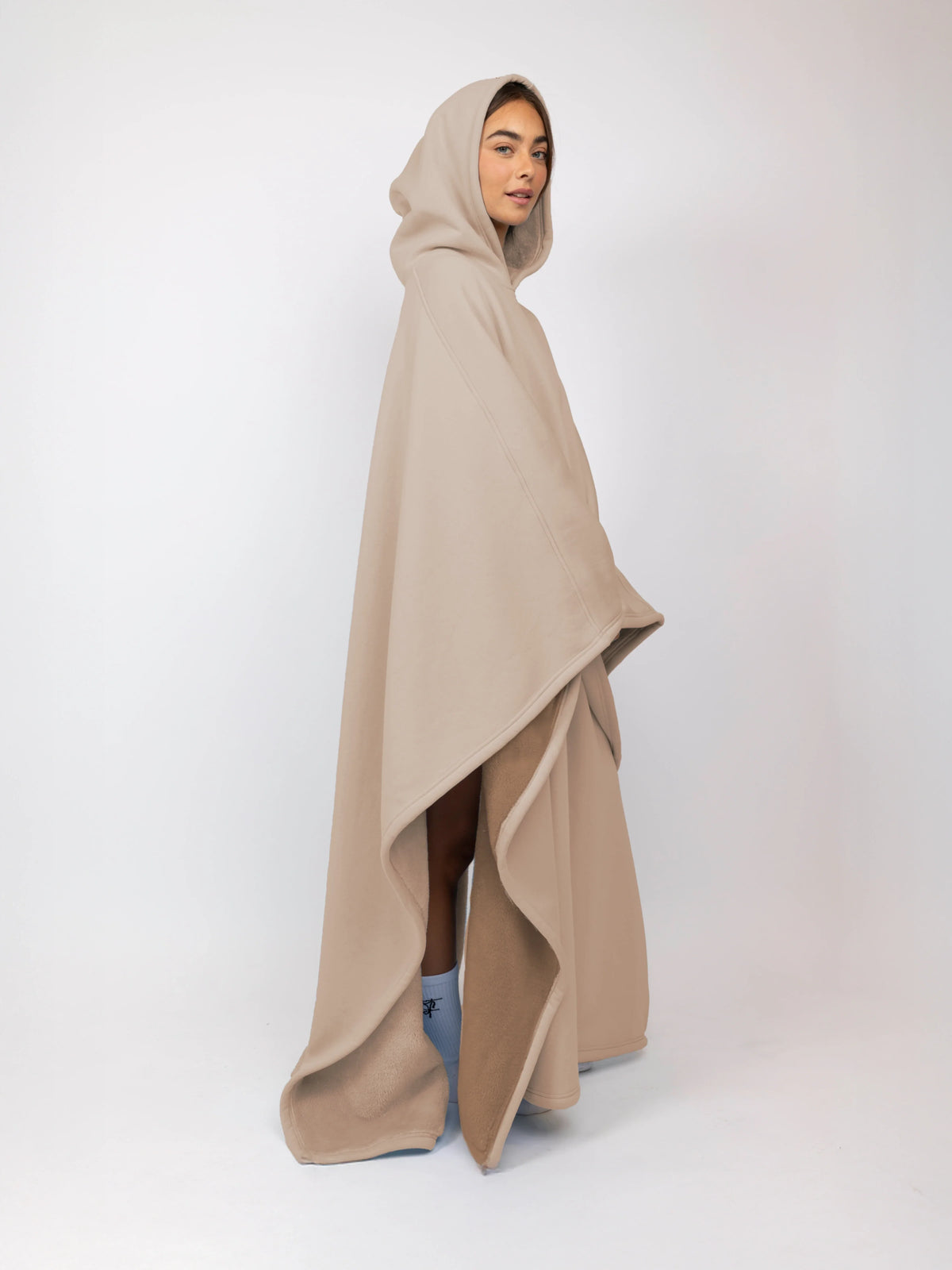 Clariscia Eden Hoodie