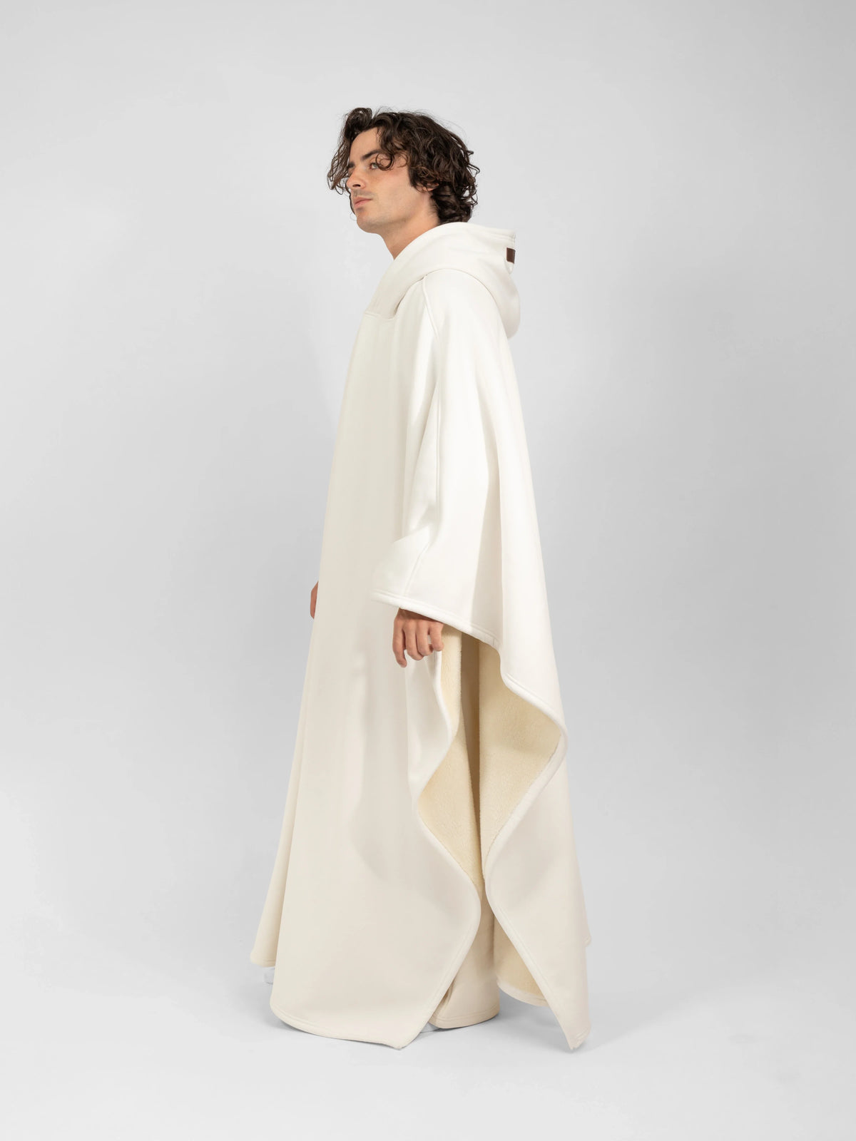 Clariscia Eden Hoodie